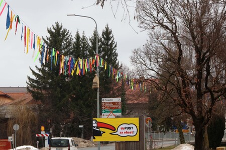 KRASITEV CERKNICE ZA PUSTNE PRIREDITVE 02 FOTO LJUBO VUKELIČ